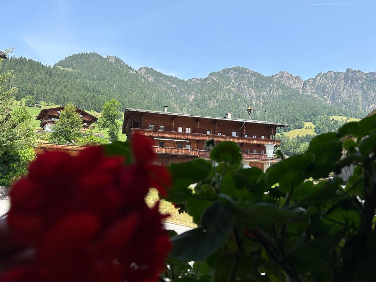 Haus Schmetterling Apartamento Alpbach Exterior foto