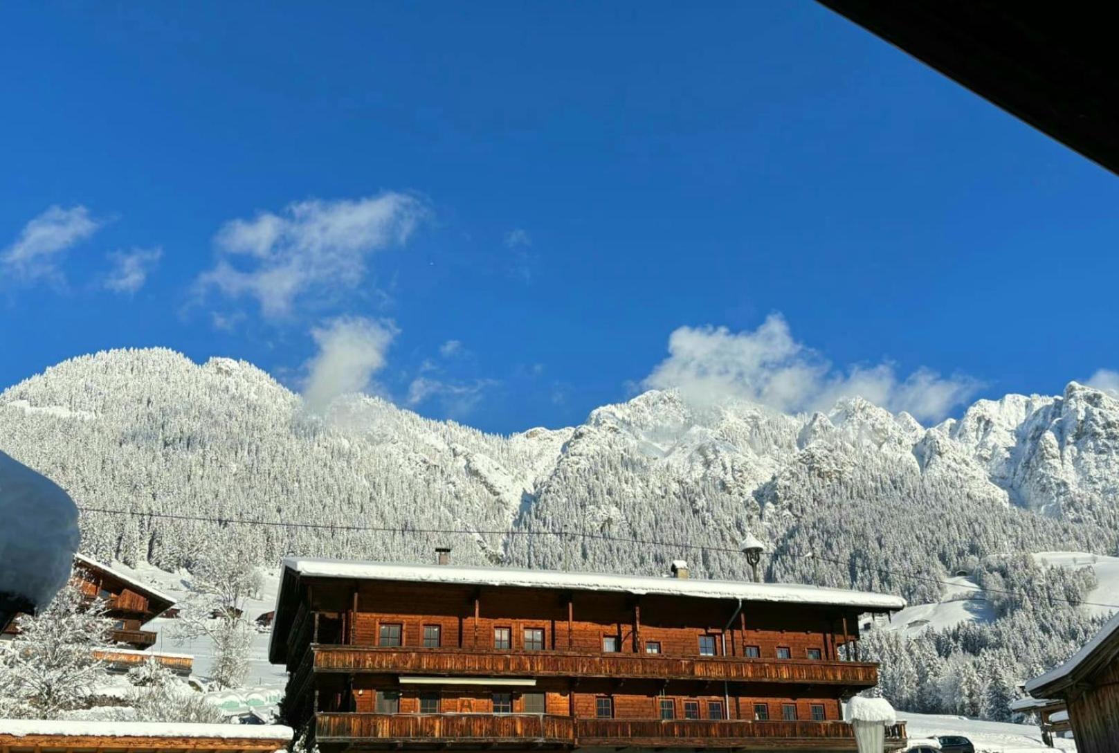 Haus Schmetterling Apartamento Alpbach Exterior foto