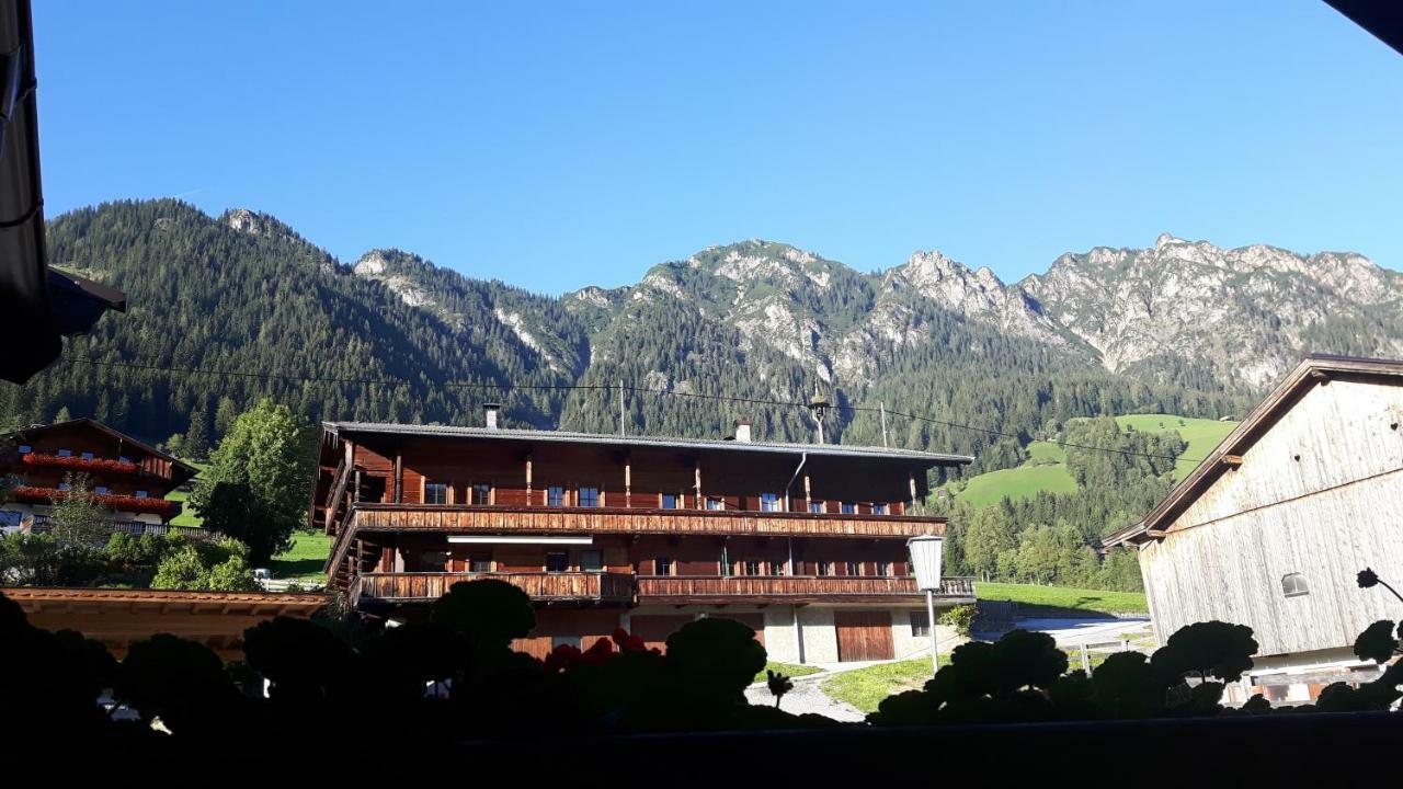 Haus Schmetterling Apartamento Alpbach Exterior foto